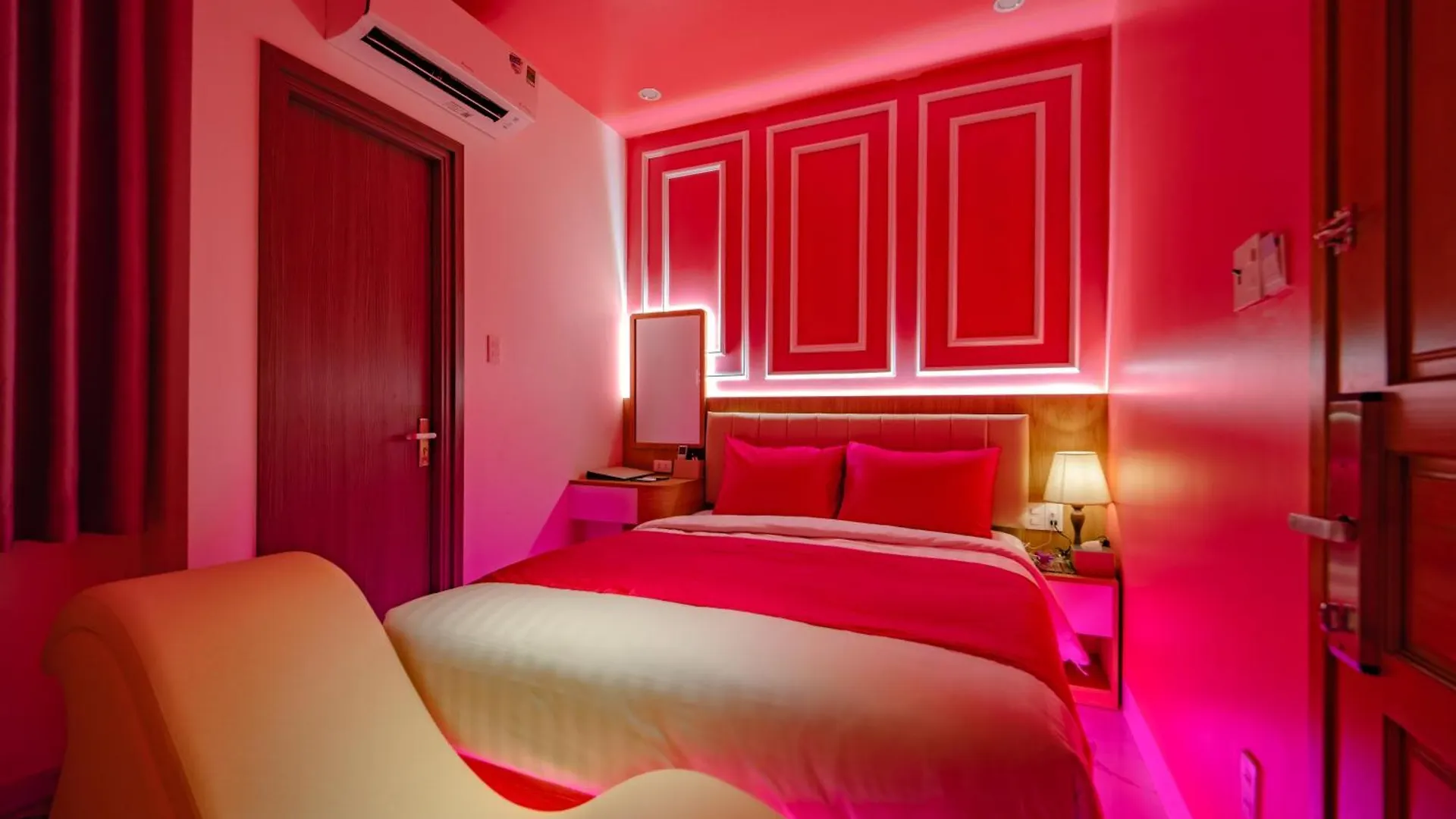 Hotel Chiic House 6 - Khach San Tinh Yeu Vung Tau Hotel miłości